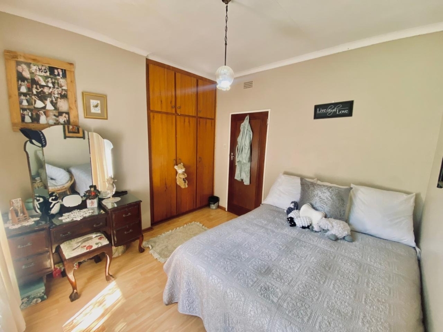 4 Bedroom Property for Sale in Flora Park Northern Cape